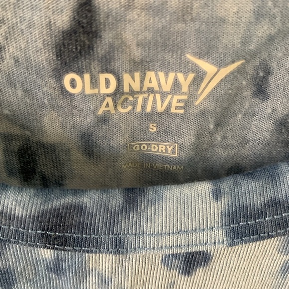 Women’s Old Navy Active Tank, Blue, Small - Picture 3 of 4